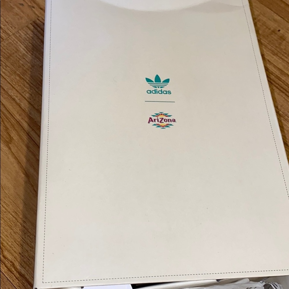 Adidas Arizona Tea Sneakers - Picture 7 of 8